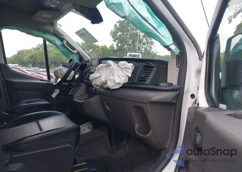 2021 Ford Transit T-150 z USA, uszkodzony, nr VIN 1FTYE1Y81MKA07151